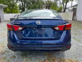 2020  Nissan Altima - Image 13