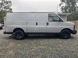 2003  Chevrolet Express 2500 Cargo - Image 6