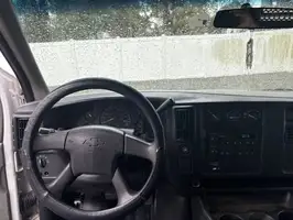 2003  Chevrolet Express 2500 Cargo - Image 11