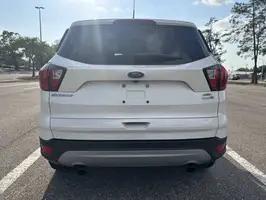 2019  Ford Escape - Thumbnail 9