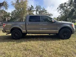 2010  Ford F150 - Image 7