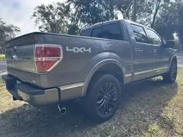 2010  Ford F150 - Image 8