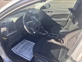 2018  Hyundai ELANTRA - Thumbnail 14