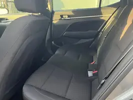 2020  Hyundai Elantra - Image 3