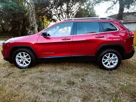 2015  Jeep Cherokee - Image 41