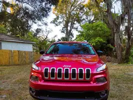 2015  Jeep Cherokee - Image 14