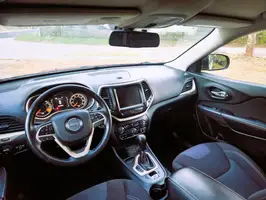 2015  Jeep Cherokee - Image 20