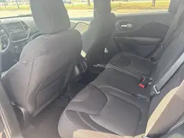 2016  Jeep Cherokee - Thumbnail 13