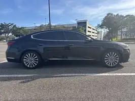 2017  Kia Cadenza - Thumbnail 6
