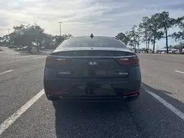 2017  Kia Cadenza - Thumbnail 8