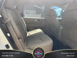 2017  Nissan Pathfinder - Image 33