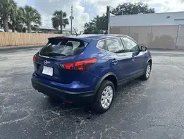 2018  Nissan Rogue Sport - Image 3