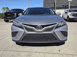 2019  Toyota Camry - Thumbnail 3