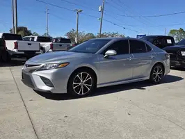 2019  Toyota Camry - Thumbnail 4